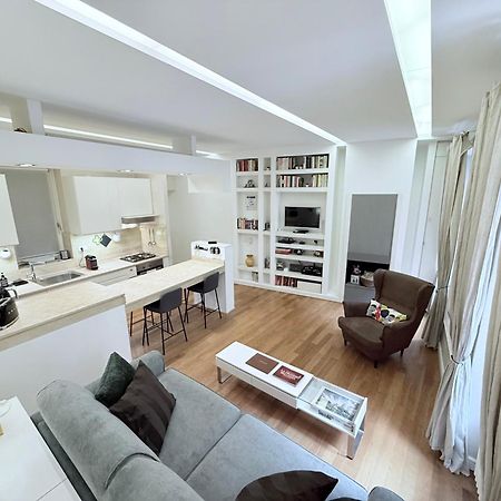 Campo Dei Fiori Modern Apartment With Terrace โรม ภายนอก รูปภาพ