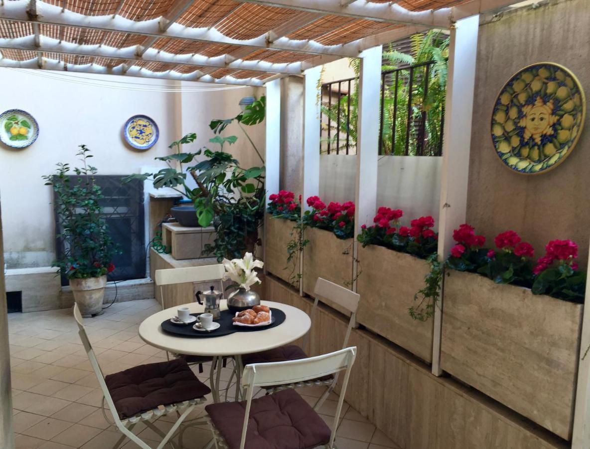 Campo Dei Fiori Modern Apartment With Terrace โรม ภายนอก รูปภาพ