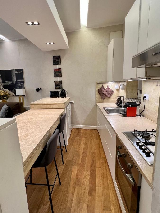 Campo Dei Fiori Modern Apartment With Terrace โรม ภายนอก รูปภาพ